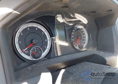 2018 Ram 2500 Tradesman 4X4 8' Box z USA, uszkodzony, nr VIN 3C6UR5HJ1JG417892